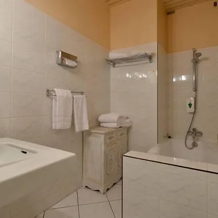 De France Hotel 4*