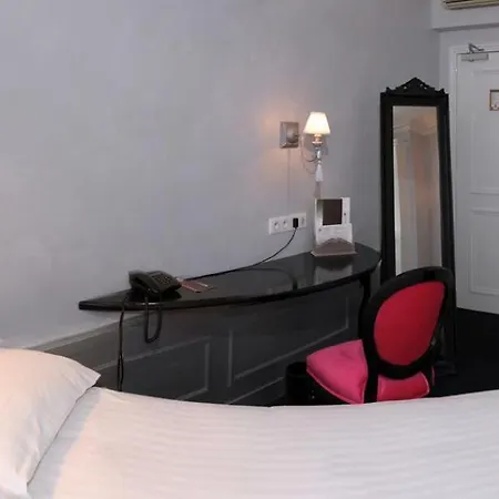 De France 4* Angers
