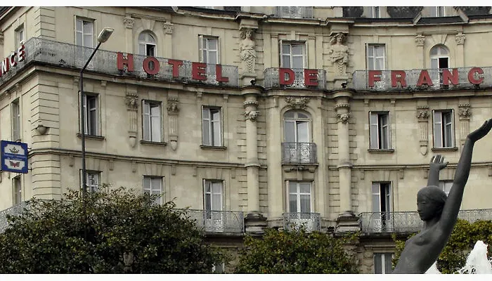 Отель De France 4*